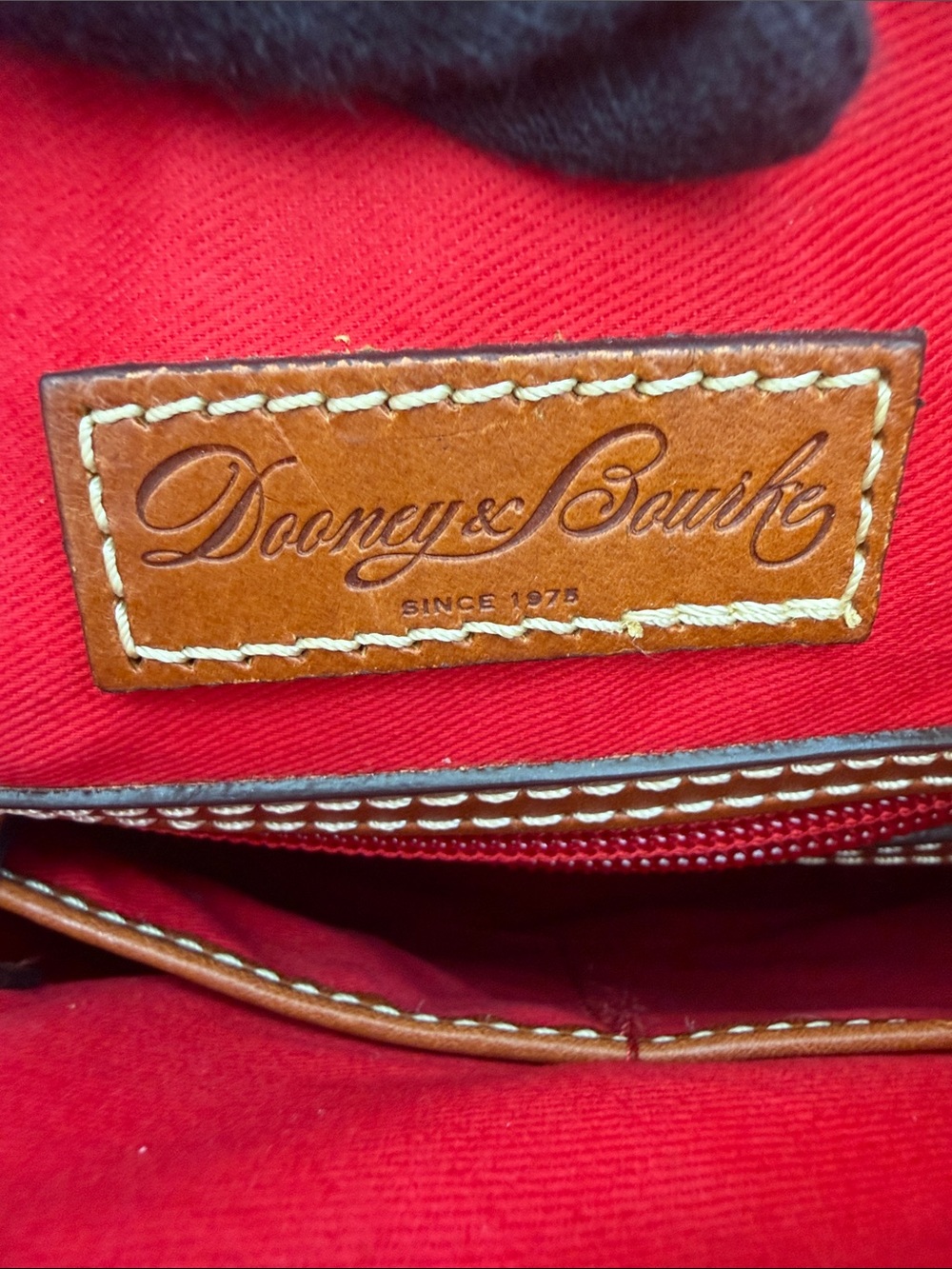 Dooney & Bourke Red Leather Crossbody with Tan Trim - like new - Picture 4 of 8